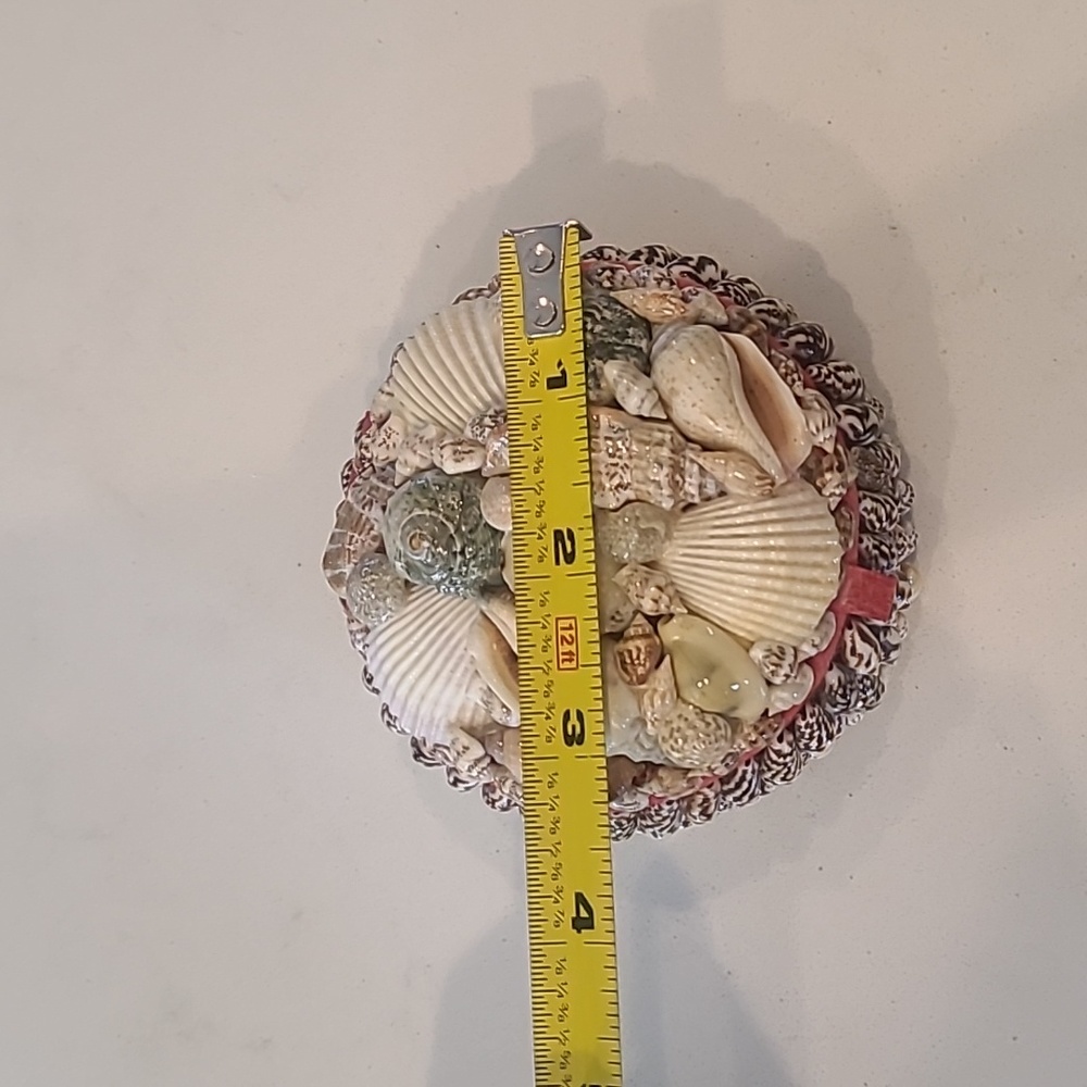 Vintage Shell Box - Picture 5 of 7